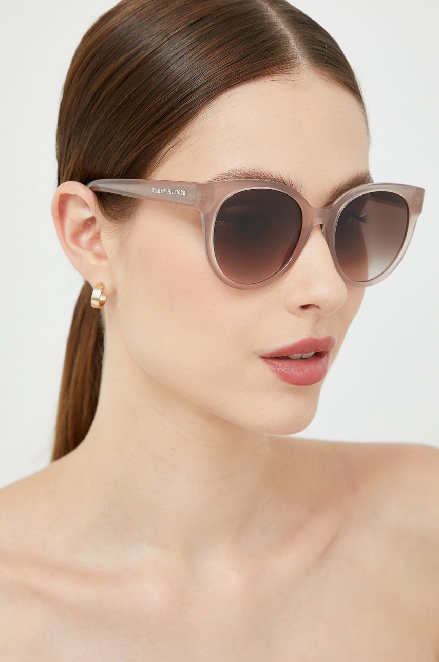 Tommy Hilfiger okulary przeciwsłoneczne damskie kolor beżowy
