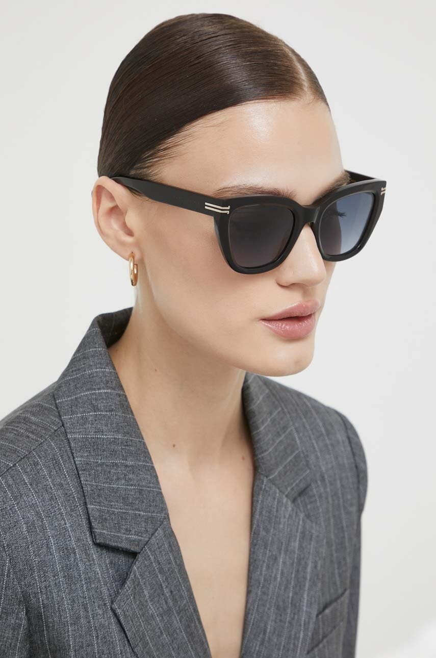 

Слънчеви очила Marc Jacobs в черно, Черен