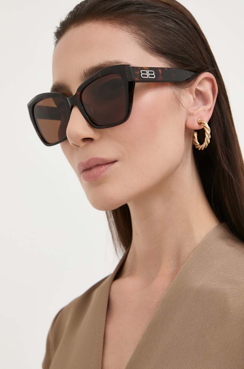 

Солнцезащитные очки Balenciaga BB0273SA женские цвет коричневый