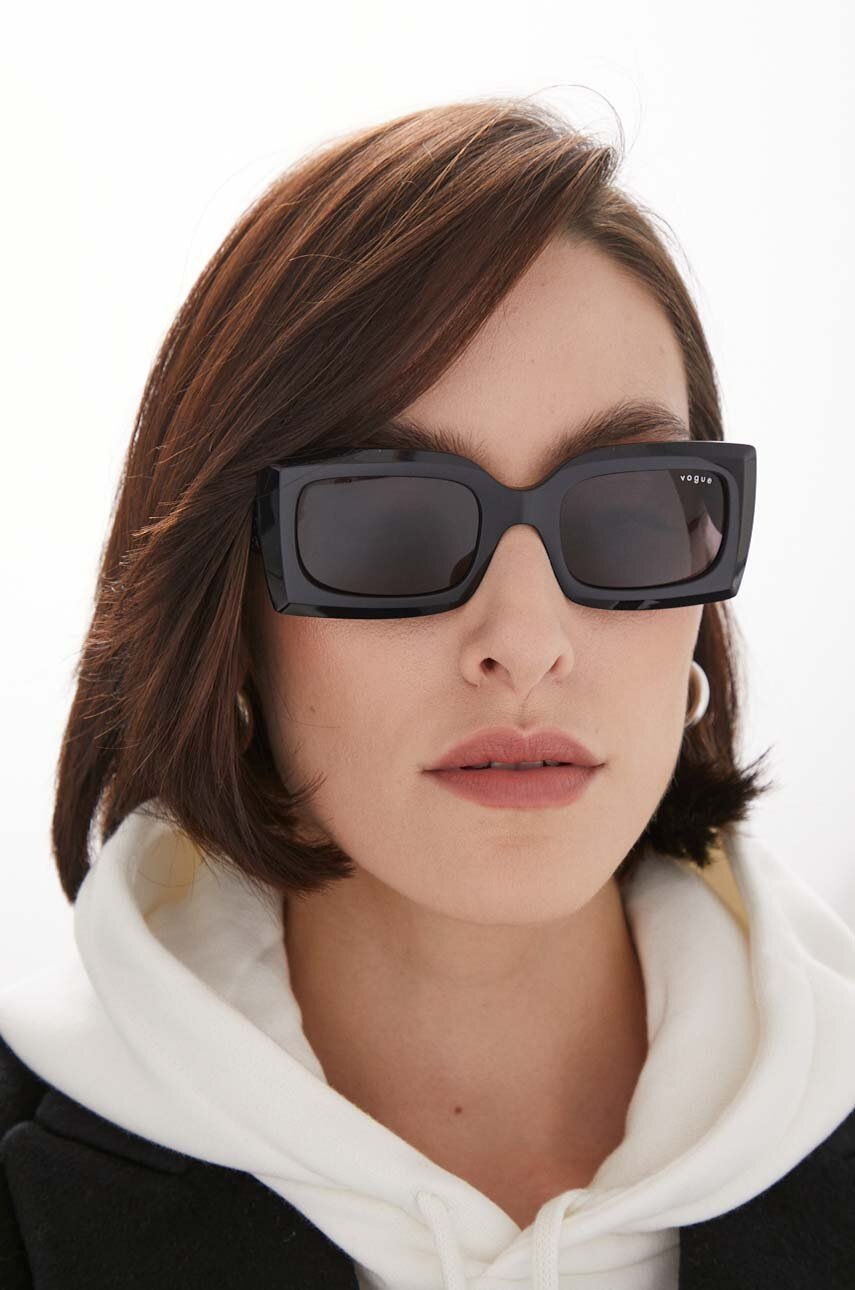 Γυαλιά ηλίου VOGUE φωτογραφία