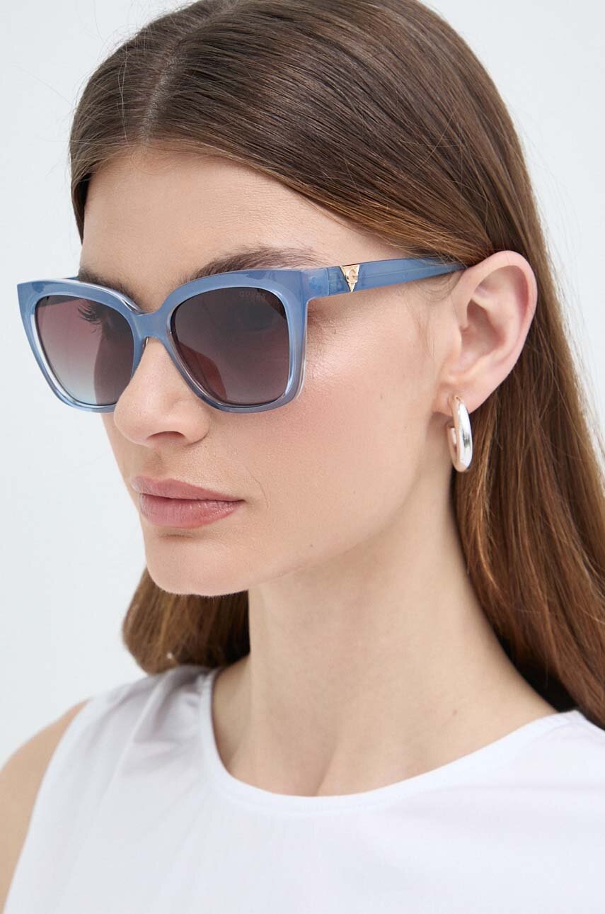 

Слънчеви очила Guess в синьо GU7878_5392F, Син