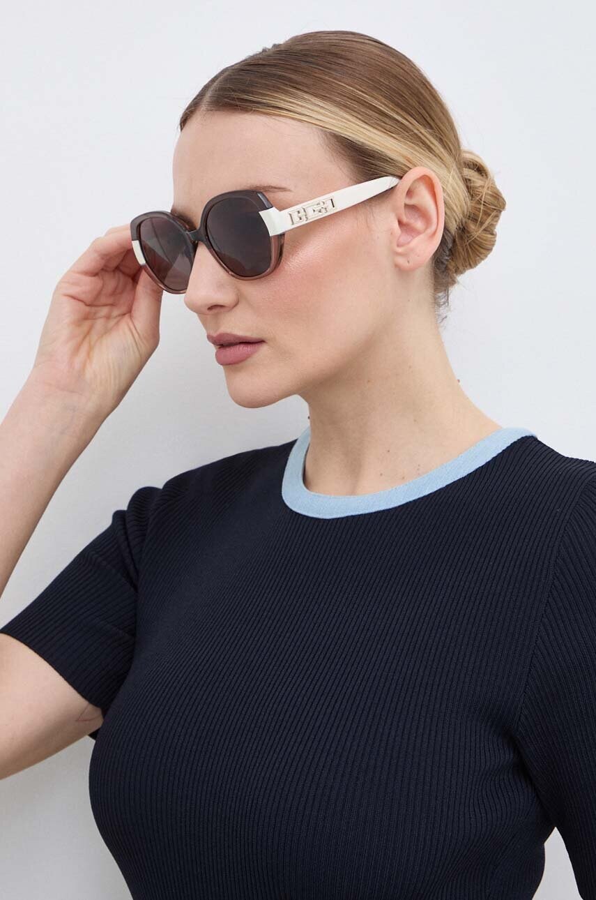 Levně Sluneční brýle Guess dámské, hnědá barva, GU7911_5520Y