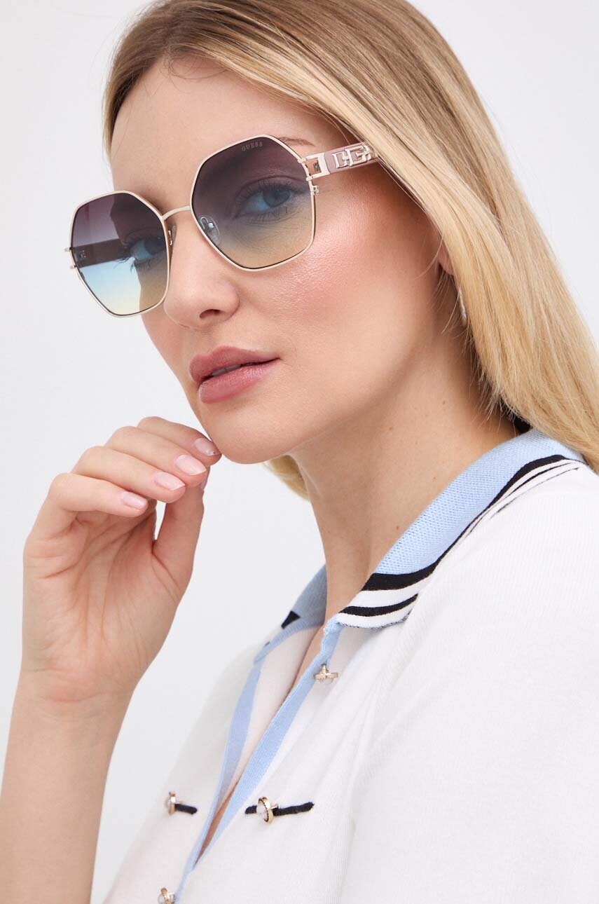 Levně Sluneční brýle Guess dámské, zlatá barva, GU7913_5933W