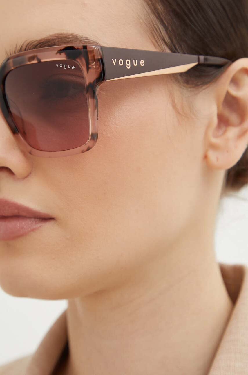Γυαλιά ηλίου VOGUE χρώμα: καφέ, 0VO5553S 0VO5553S φωτογραφία