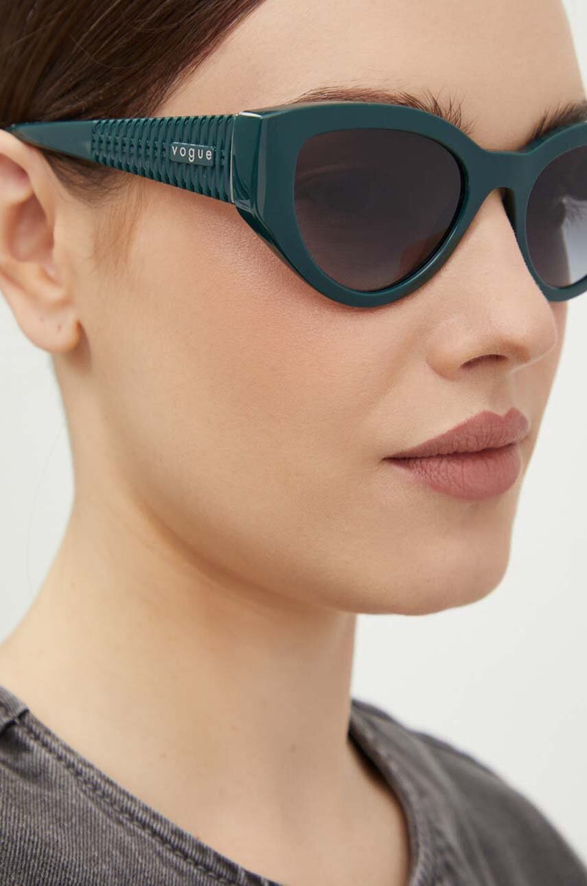 Γυαλιά ηλίου VOGUE χρώμα: πράσινο, 0VO5566S 0VO5566S φωτογραφία