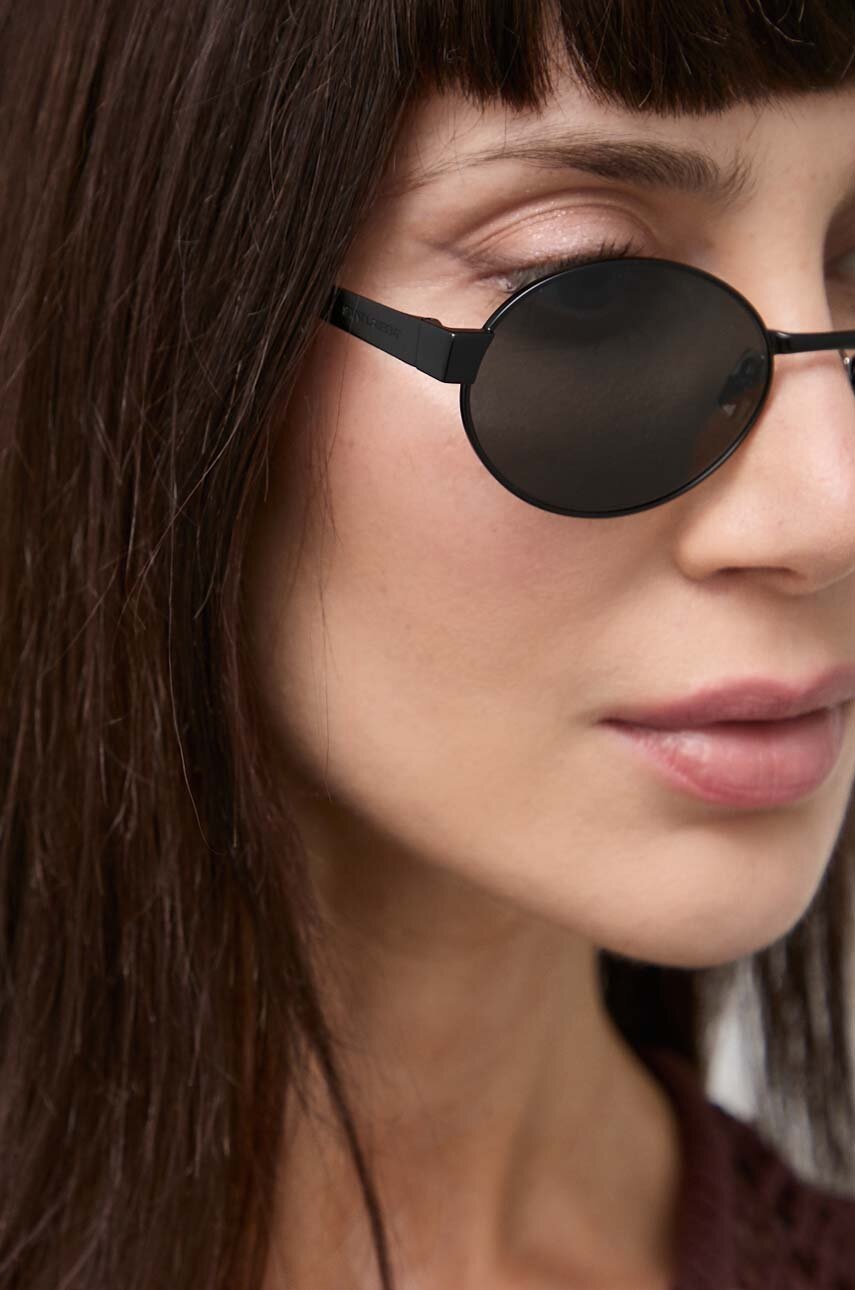 Γυαλιά ηλίου Saint Laurent χρώμα: μαύρο, SL 692 φωτογραφία