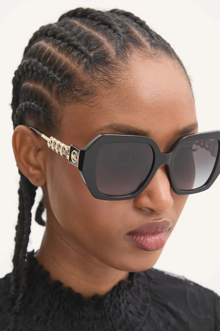 

Слънчеви очила Michael Kors в черно 0MK2232U, Черен