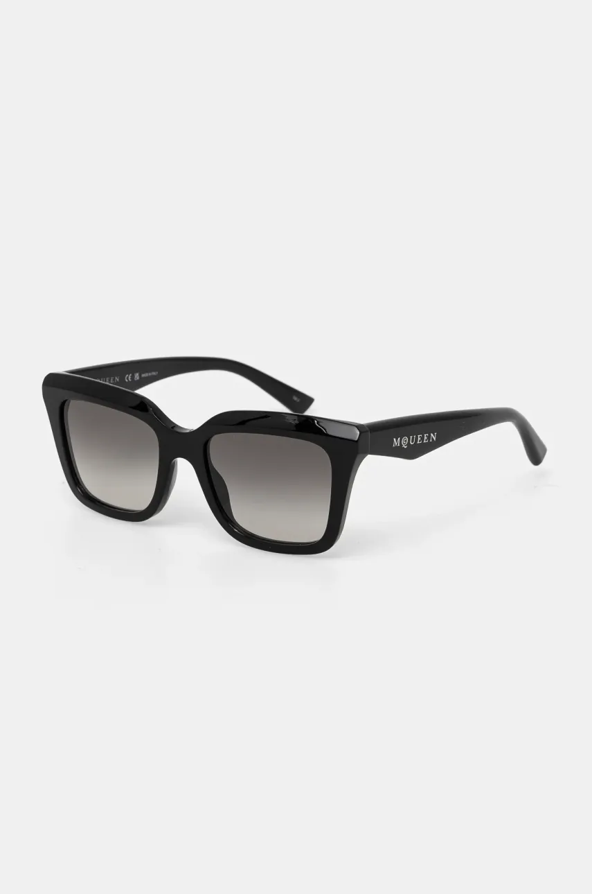 Солнцезащитные очки Alexander McQueen женские цвет чёрный AM0473S Солнцезащитные очки Alexander McQueen женские цвет чёрный AM0473S