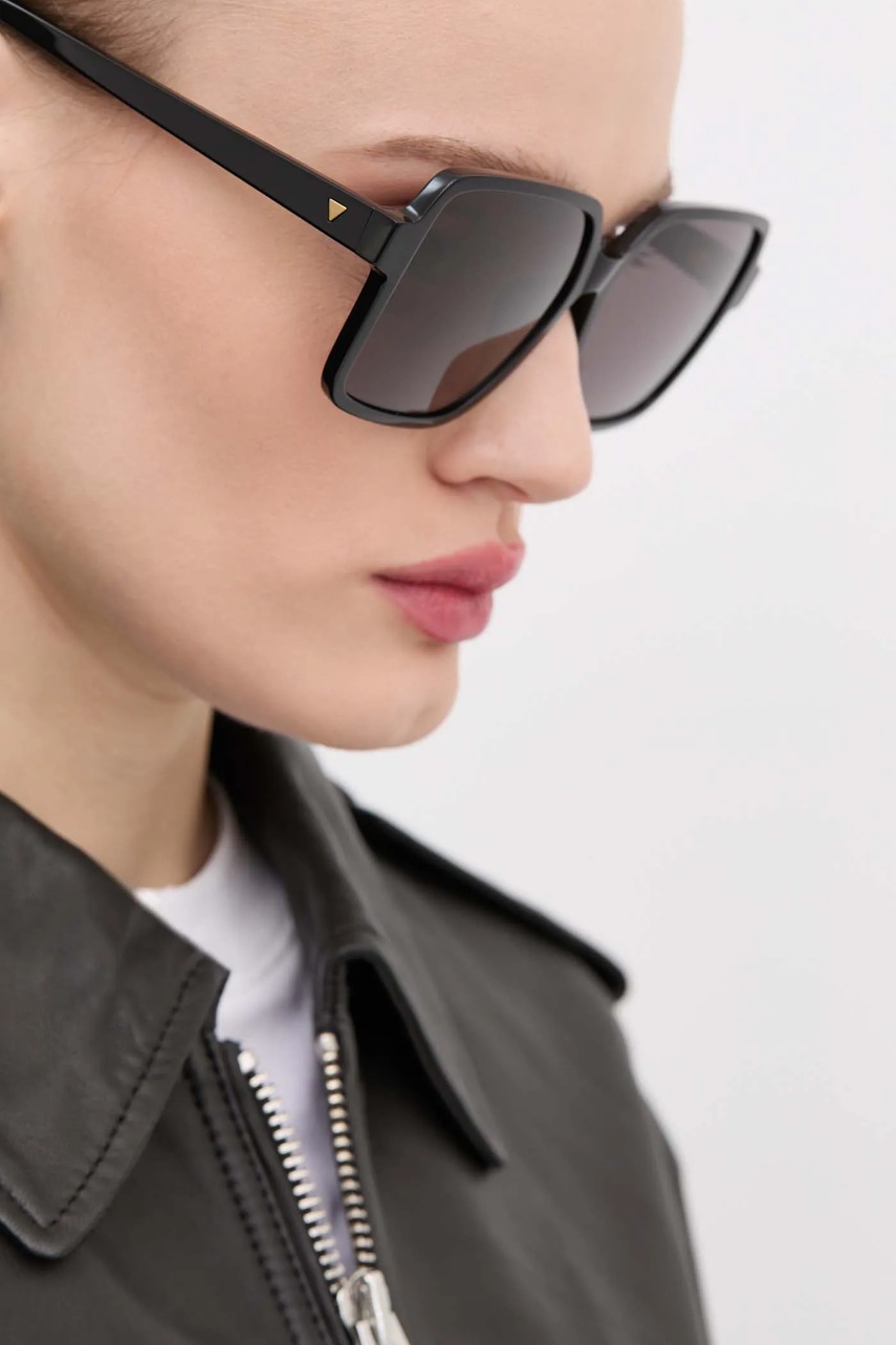 Γυαλιά ηλίου Bottega Veneta χρώμα: μαύρο, BV1317SK φωτογραφία