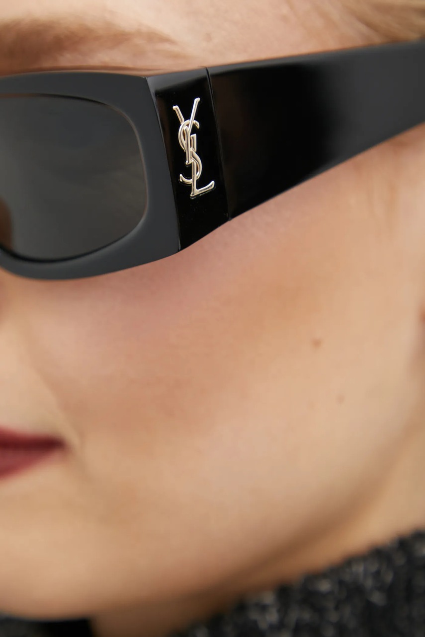 Сонцезахисні окуляри Saint Laurent жіночі колір чорний SL M140 