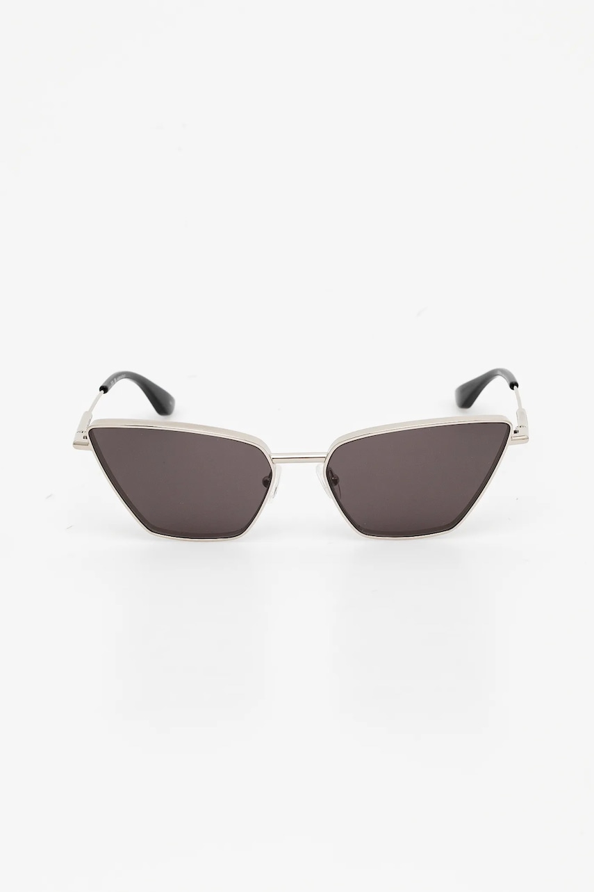 Солнцезащитные очки Alexander McQueen женские цвет серебрянный AM0501S Солнцезащитные очки Alexander McQueen женские цвет серебрянный AM0501S