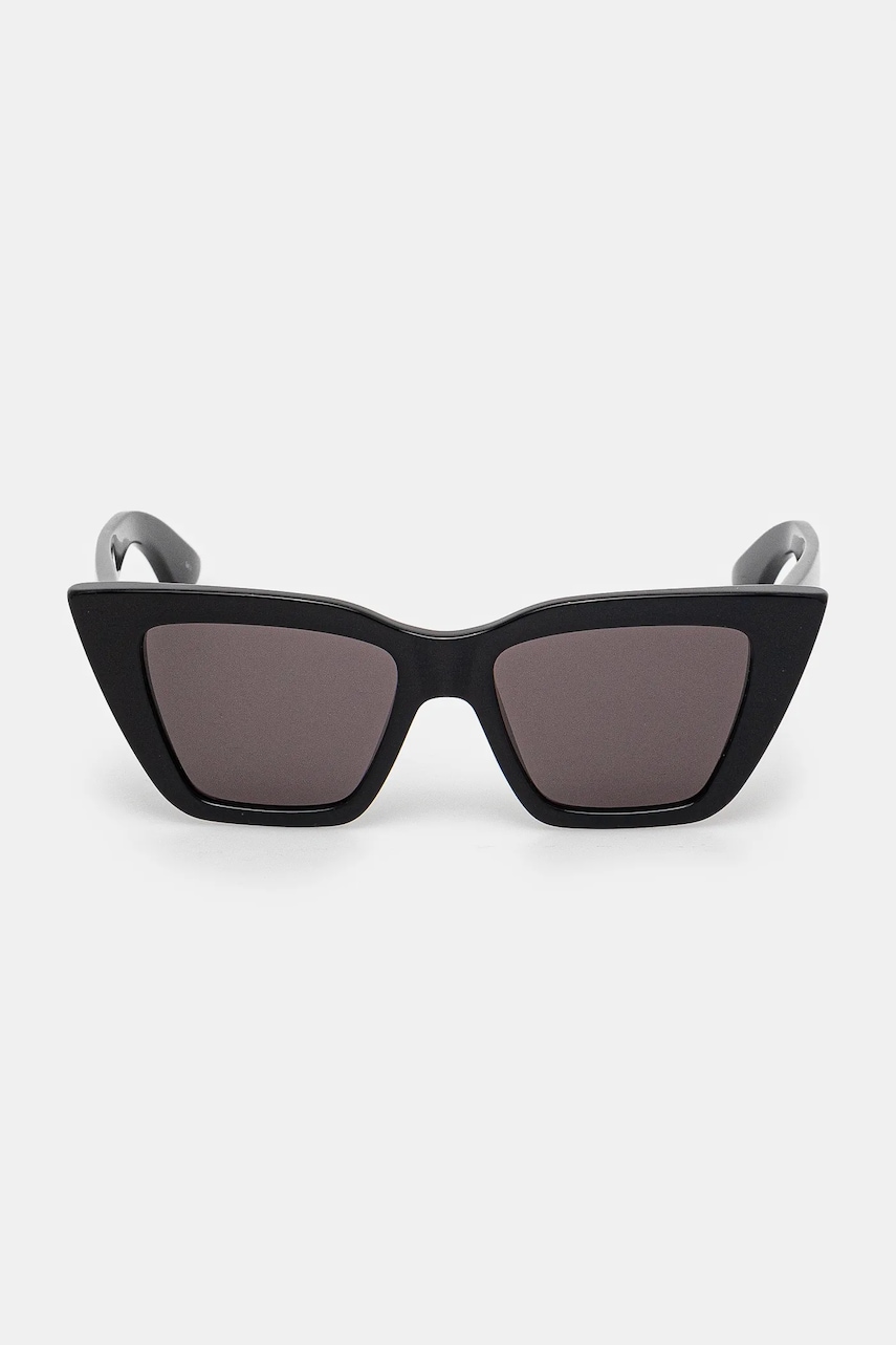 Солнцезащитные очки Alexander McQueen женские цвет чёрный AM0507S Солнцезащитные очки Alexander McQueen женские цвет чёрный AM0507S