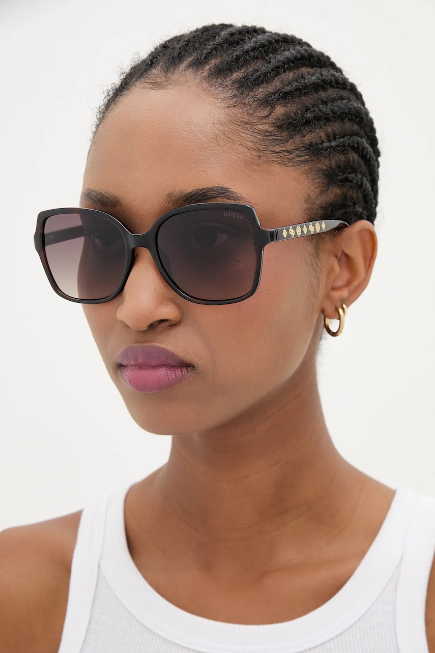 Guess okulary przeciwsłoneczne damskie kolor bordowy GU00100_5552F