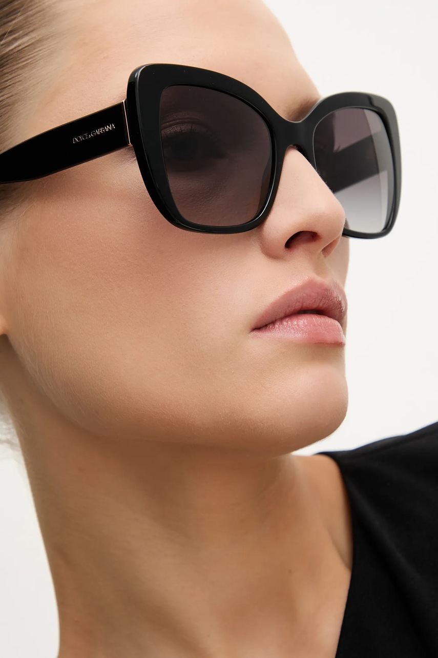 Сонцезахисні окуляри Dolce & Gabbana жіночі колір чорний 0DG4348 