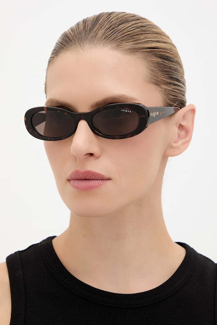 VOGUE ochelari de soare culoarea maro, 0VO5582S
