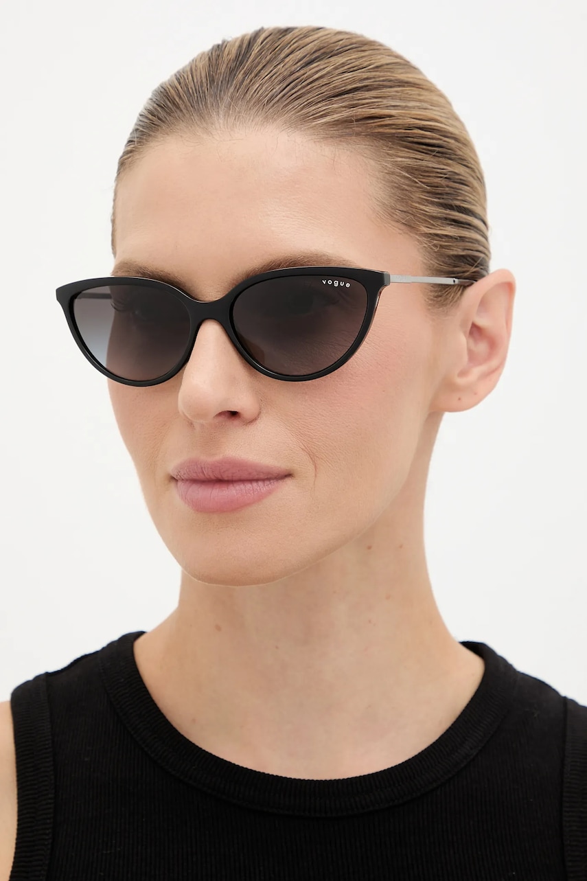 VOGUE ochelari de soare culoarea negru, 0VO5672S
