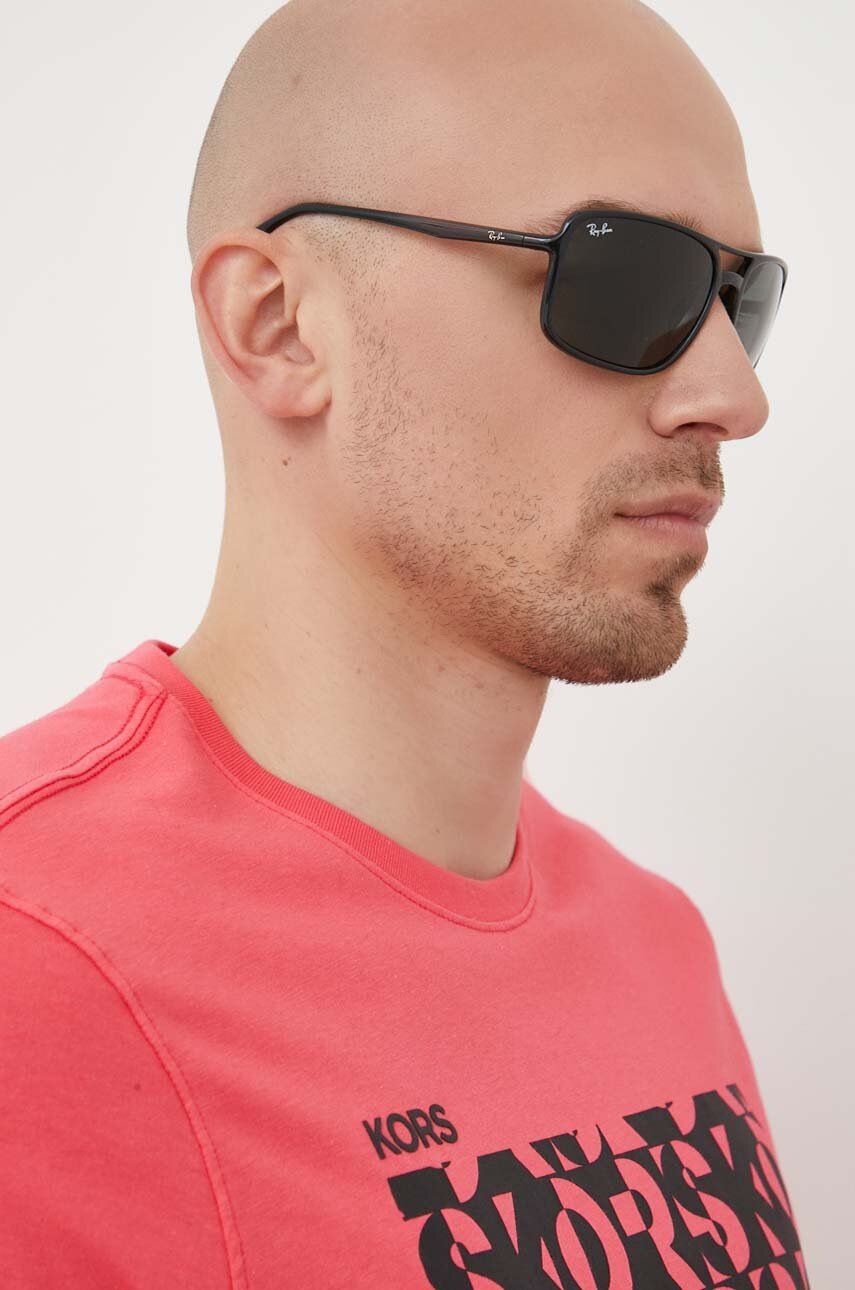 

Солнцезащитные очки Ray-Ban мужские цвет чёрный