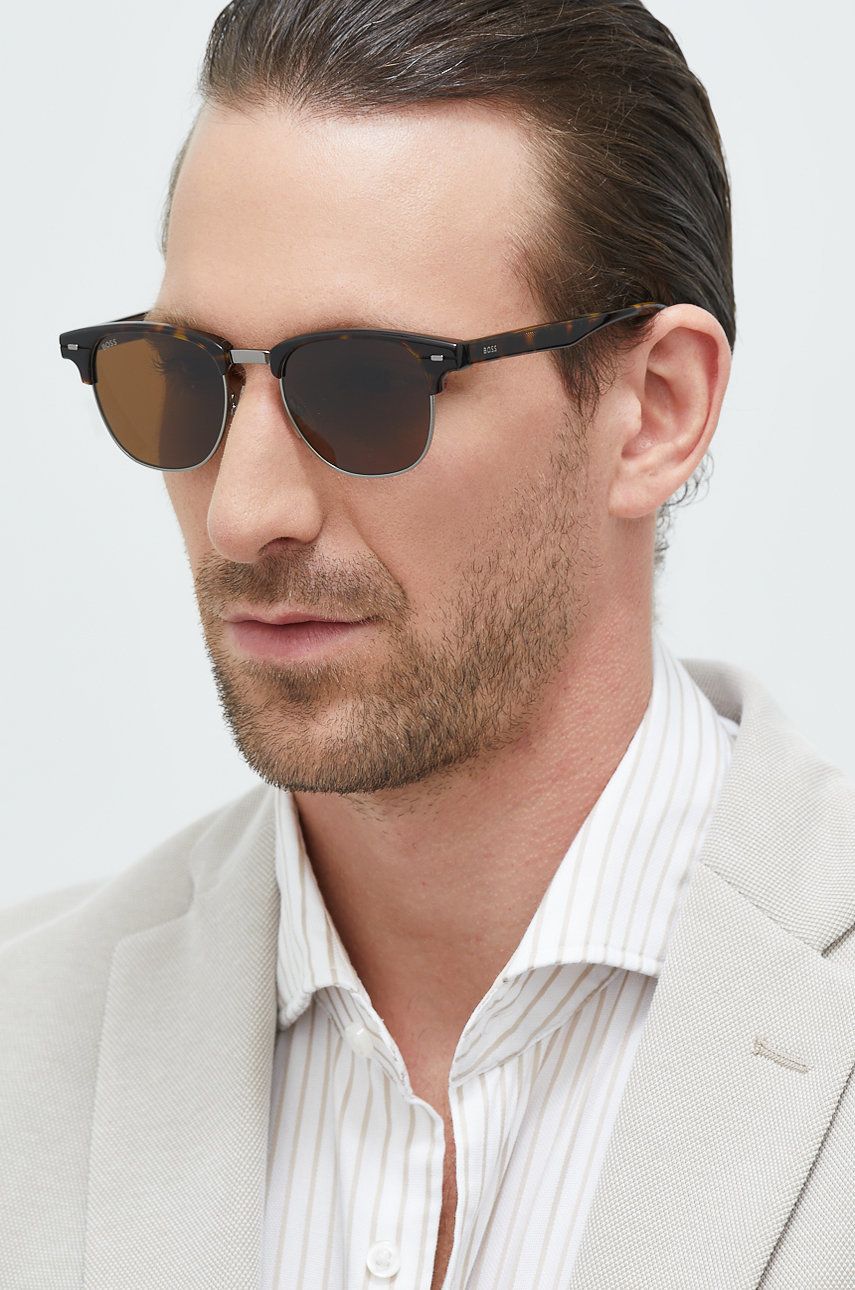 BOSS ochelari de soare barbati, culoarea maro Accesorii imagine promotii 2022
