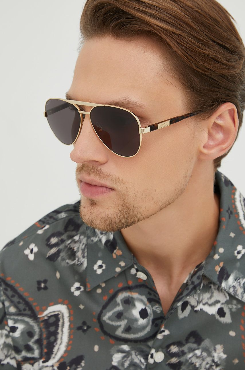 Gucci ochelari de soare barbati, culoarea auriu image