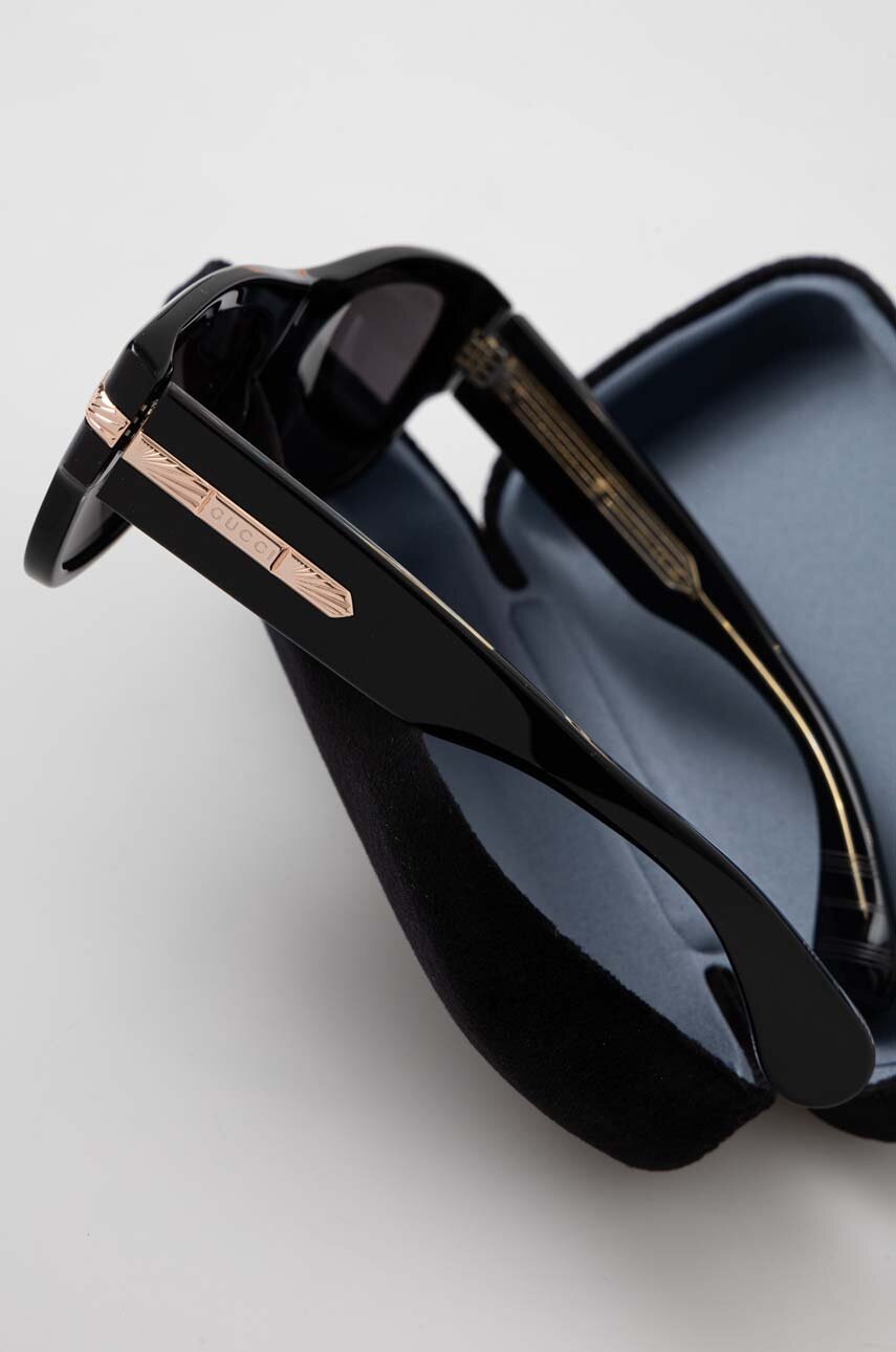 Γυαλιά ηλίου Gucci χρώμα: μαύρο, GG1517S φωτογραφία