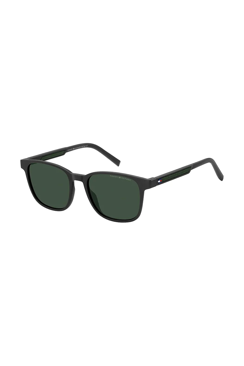 Солнцезащитные очки Tommy Hilfiger мужские цвет чёрный TH 2202/S Солнцезащитные очки Tommy Hilfiger мужские цвет чёрный TH 2202/S
