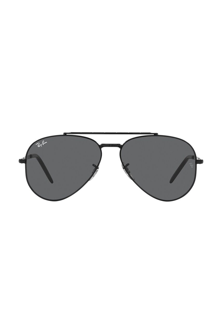 

Слънчеви очила Ray-Ban в черно, Черен
