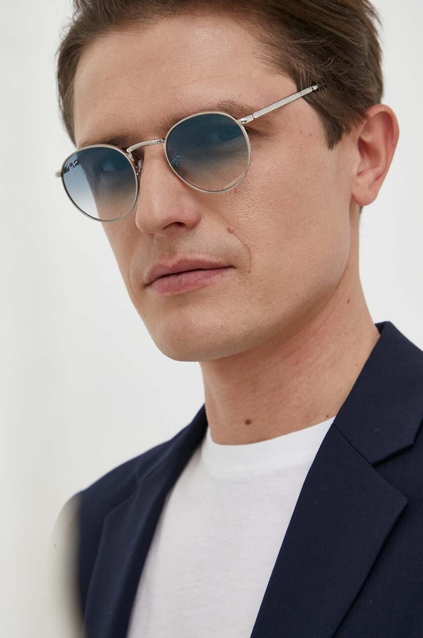 

Солнцезащитные очки Ray-Ban цвет серебрянный