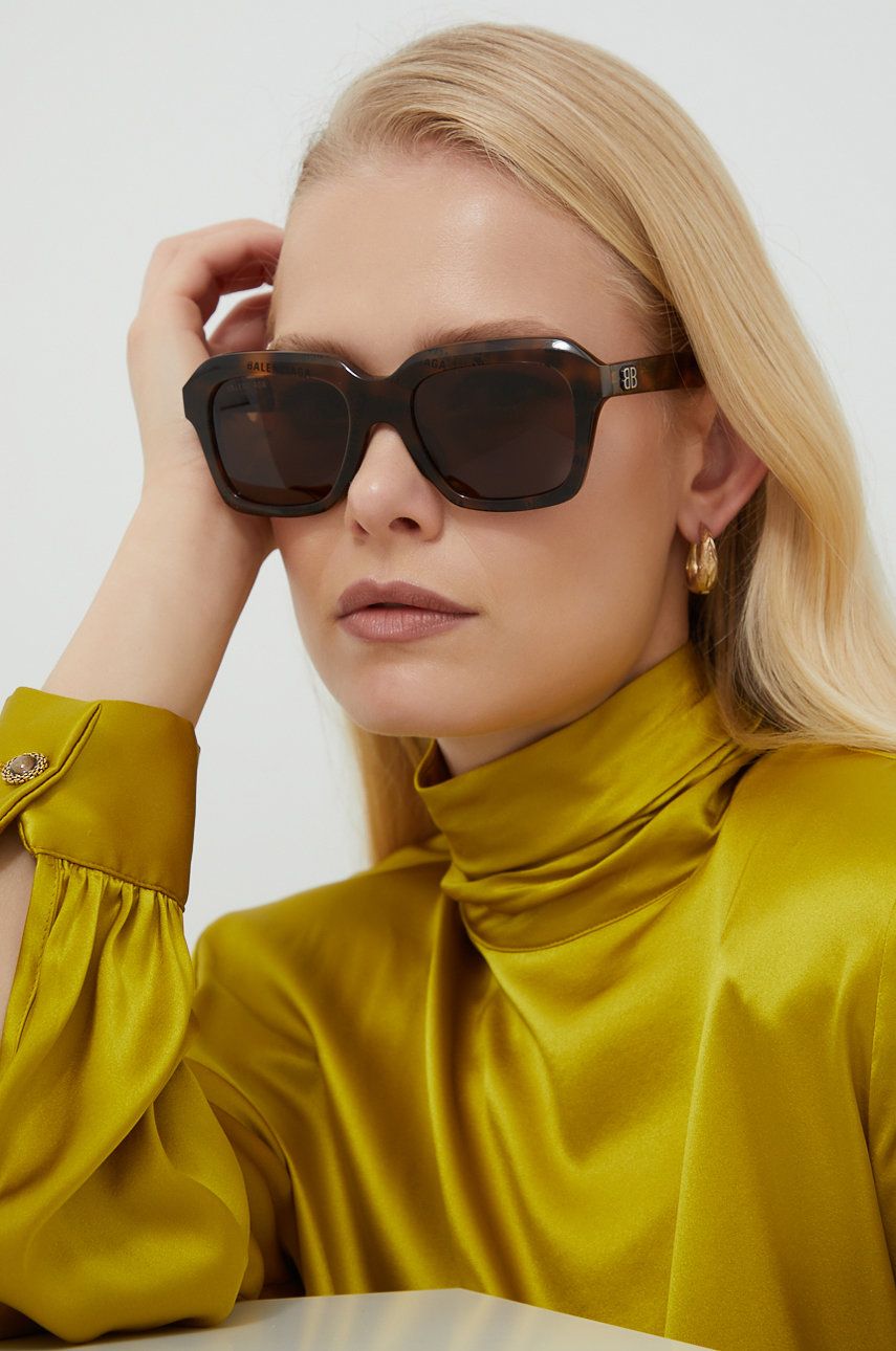 Balenciaga ochelari de soare culoarea maro image