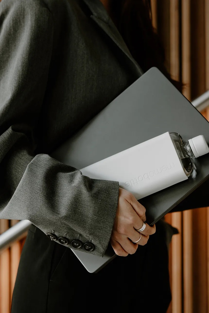 Φιάλη νερού Memobottle Original Slim 450 ml χρώμα: γκρι φωτογραφία