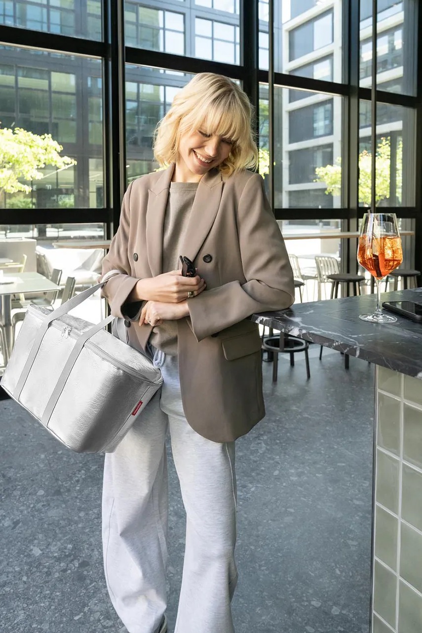 Reisenthel θερμική τσάντα από υφασμάτινο υλικό φωτογραφία