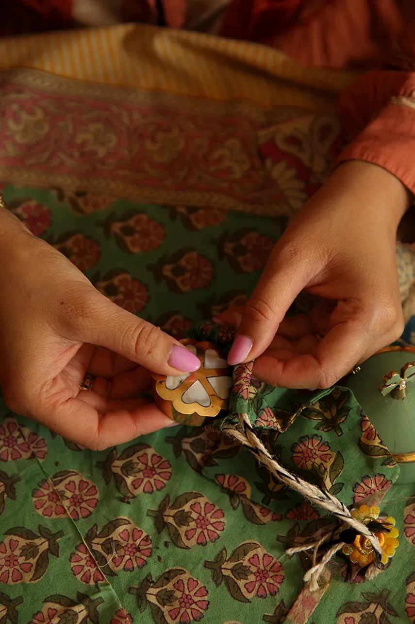 Krabička s víkem Doing Goods Honey Heart Box Small (obrázek 5)