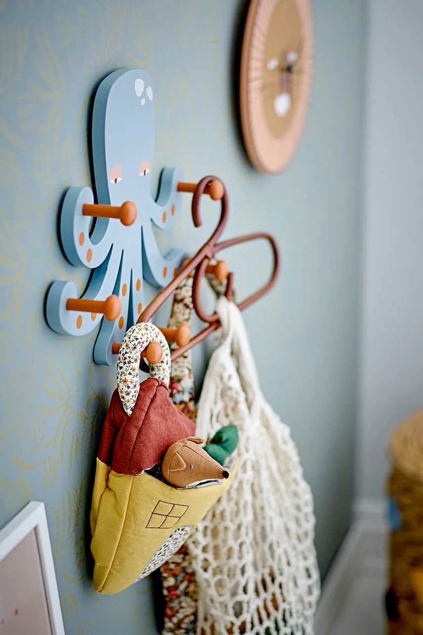 Κρεμάστρα τοίχου Bloomingville Oswall 30 x 26 x 6 cm χρώμα: μπλε φωτογραφία