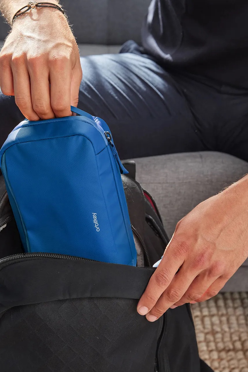 Οργανωτής ταξιδιού 2σε1 Orbitkey Tech Pouch x KonMari 23 x 14 x 8 cm χρώμα: μπλε φωτογραφία