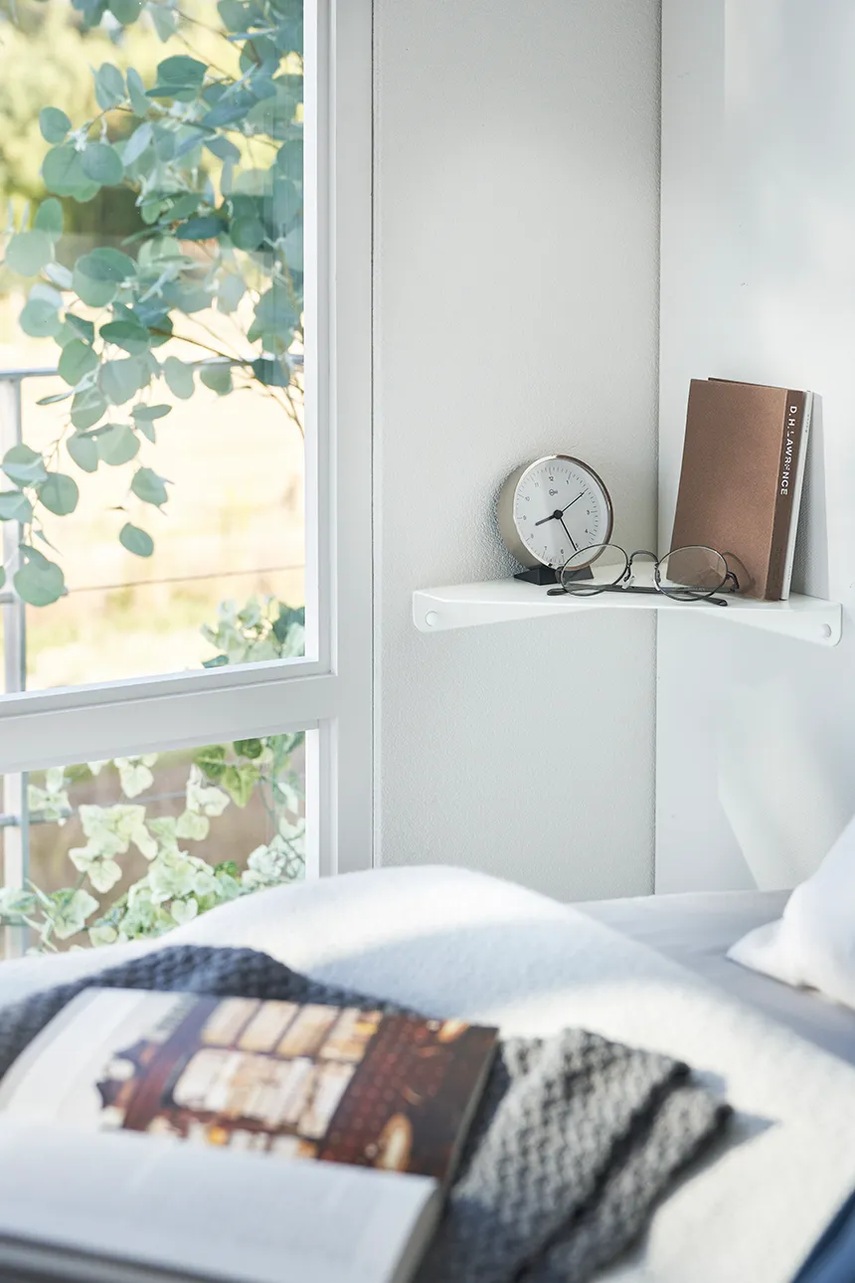 Το ράφι Yamazaki φωτογραφία