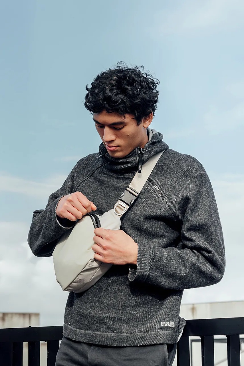 Τσάντα ώμου Orbitkey Urban Sling Plus 6 L φωτογραφία