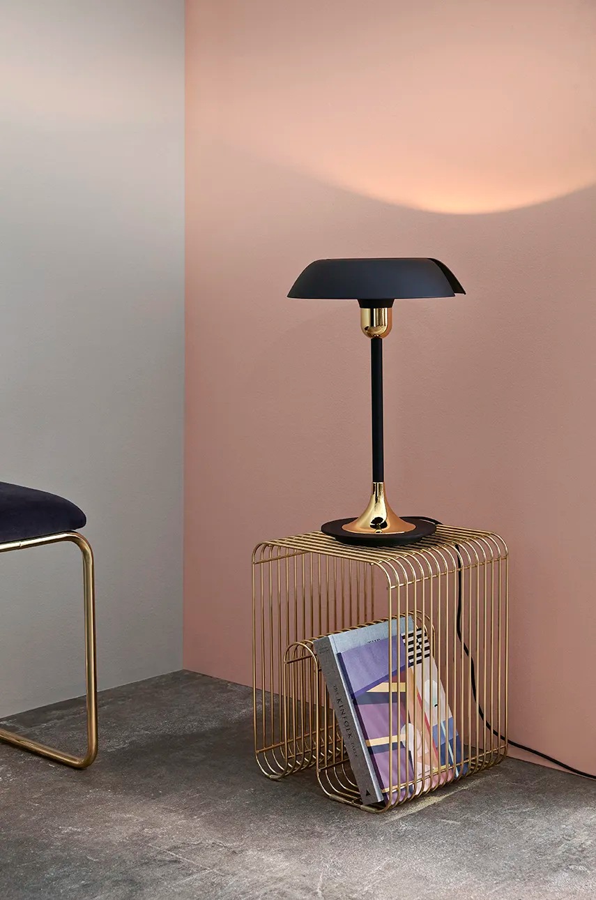 Επιτραπέζιο φωτιστικό AYTM Cycnus φωτογραφία