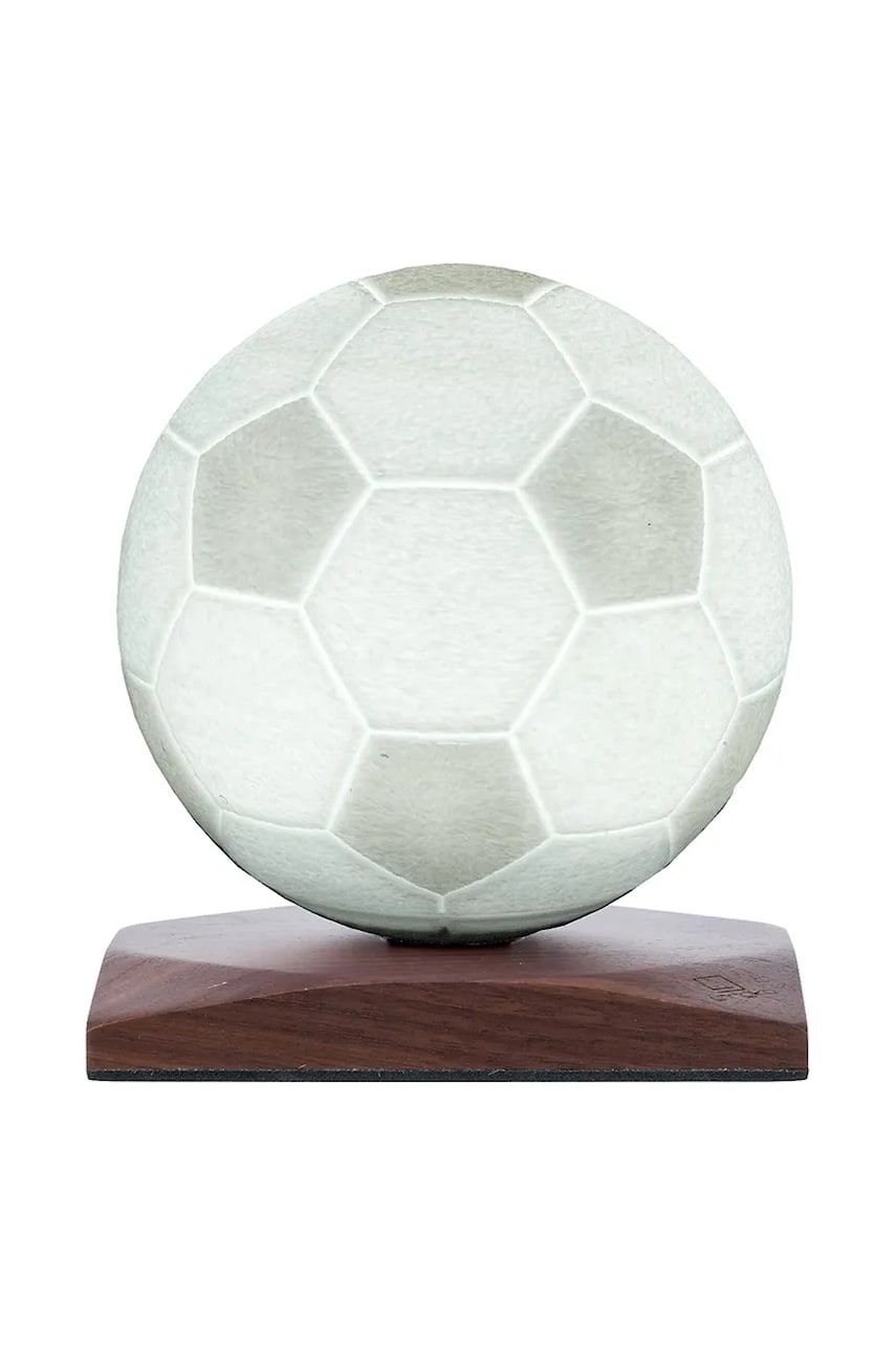 Levně LED dekorace Gingko Design Mini Smart Football více barev
