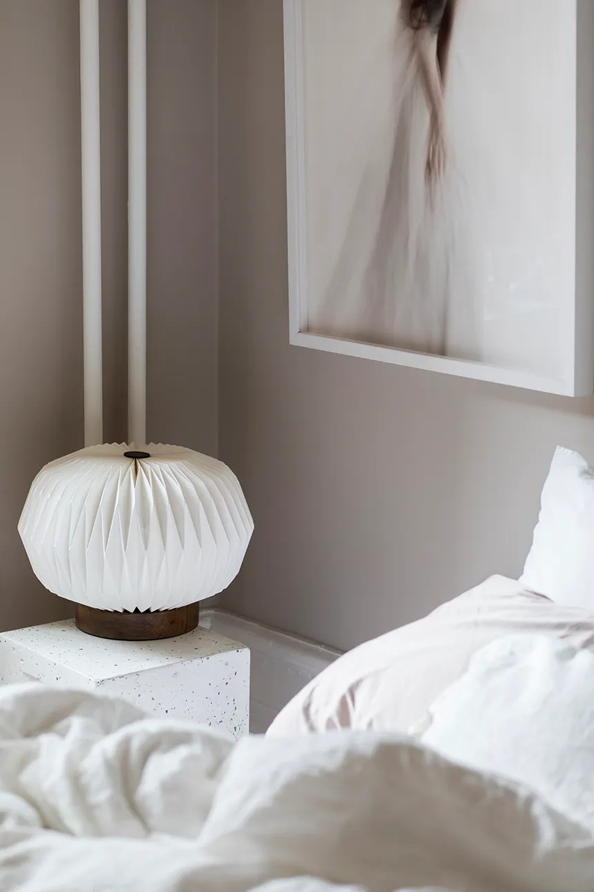 Επιτραπέζιο φωτιστικό Byon Origami χρώμα: άσπρο φωτογραφία