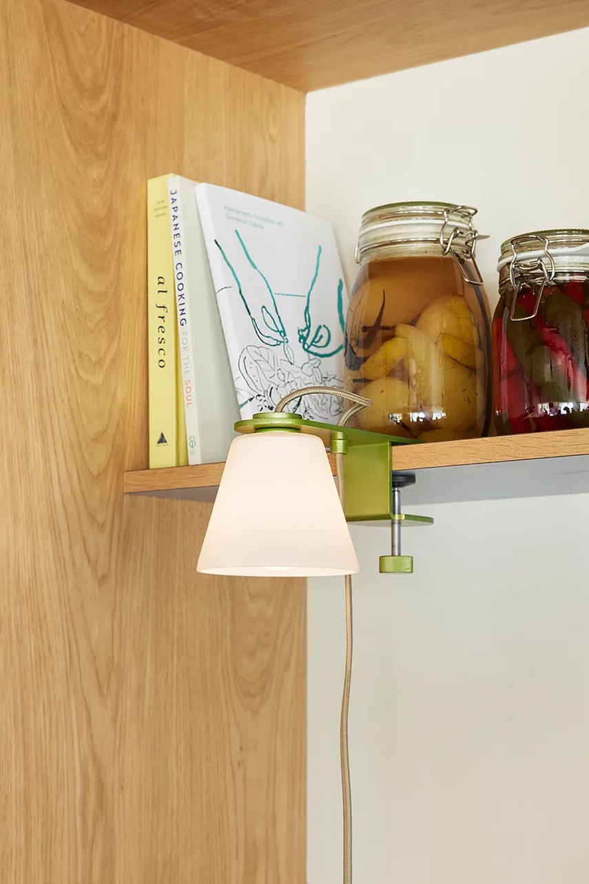 Φωτιστικό τοίχου με επιτραπέζιο εξάρτημα Hübsch Lure χρώμα: πράσινο φωτογραφία