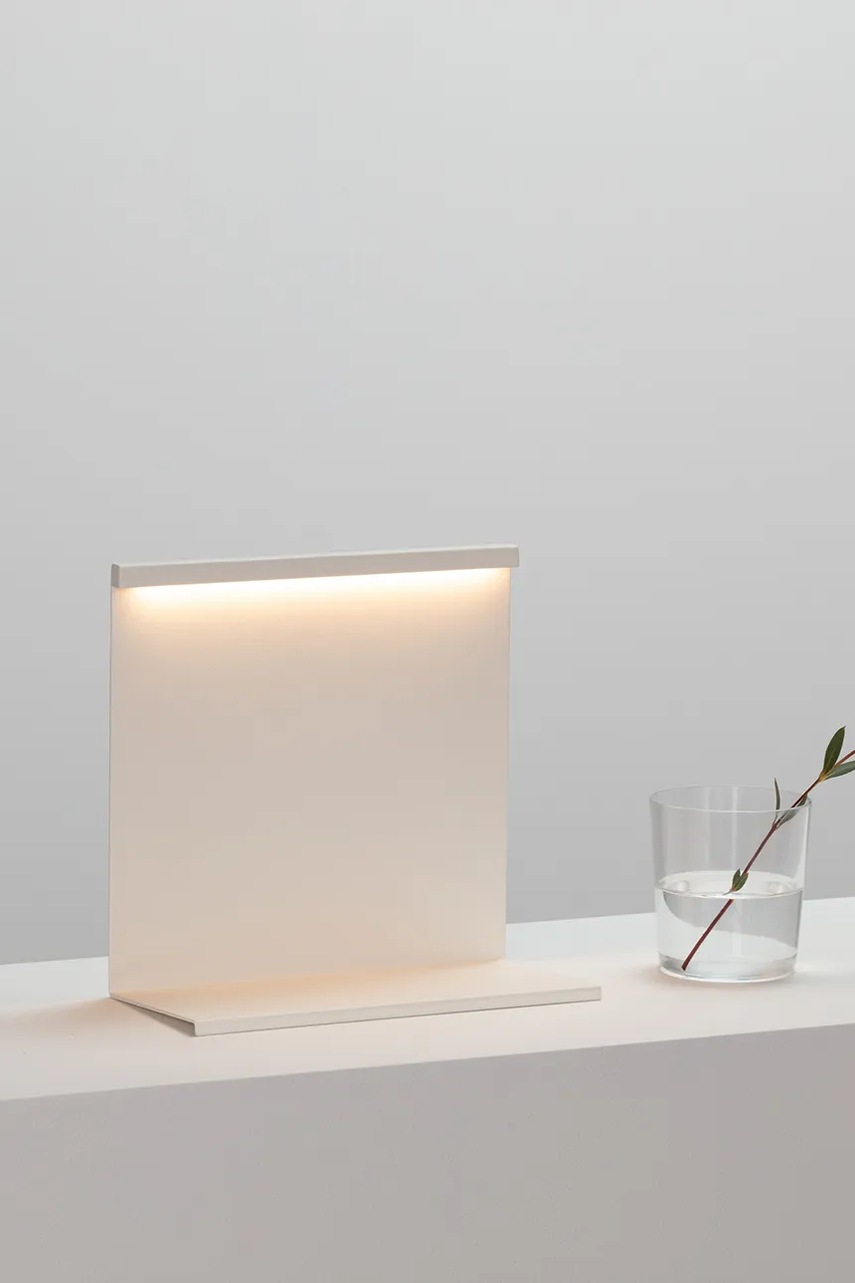 Επιτραπέζιο φωτιστικό HAY 22,5 x 10,5 x 22 cm χρώμα: άσπρο φωτογραφία