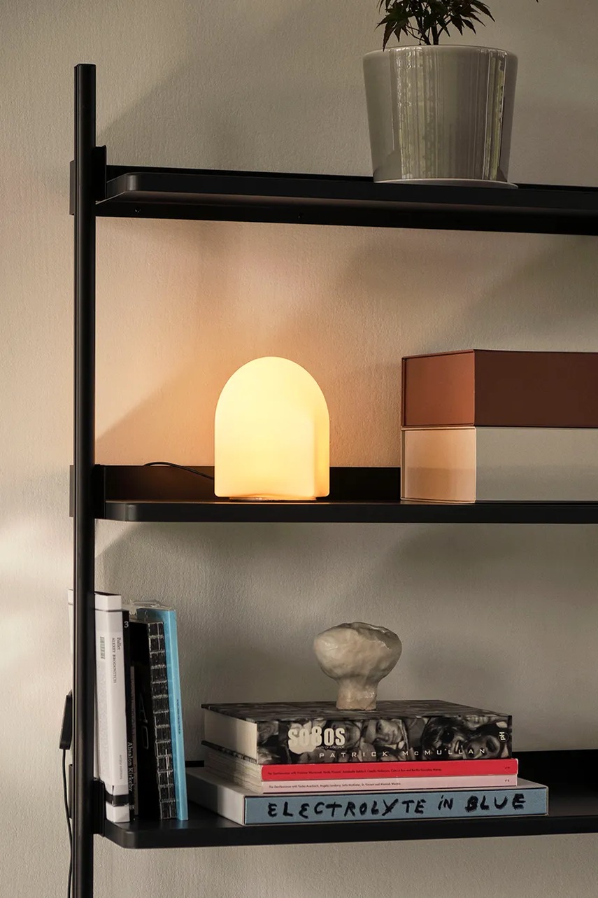 Επιτραπέζιο φωτιστικό HAY Parade 15,5 x 15,5 x 16 cm χρώμα: μπεζ φωτογραφία