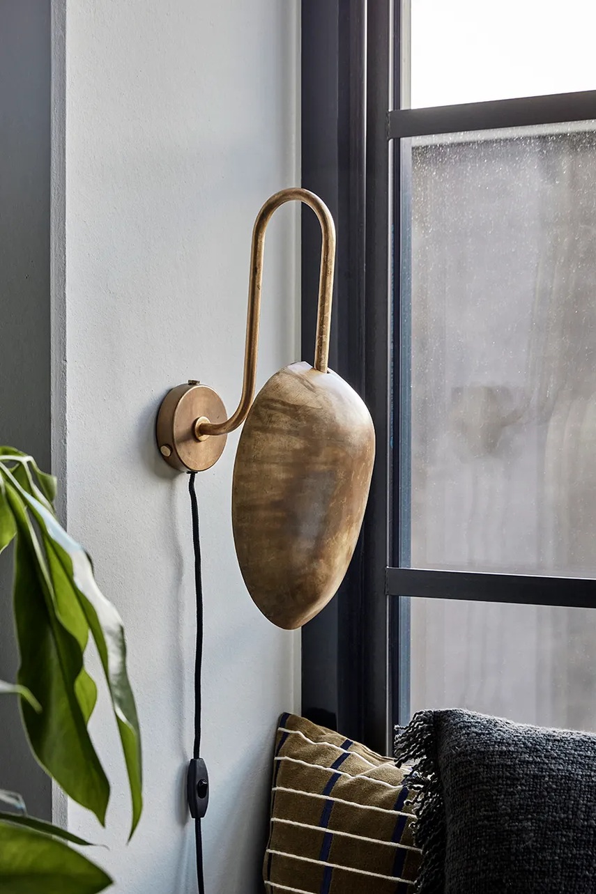 Λάμπα τοίχου House Doctor HDSwan 20 x 43 cm χρώμα: πράσινο φωτογραφία