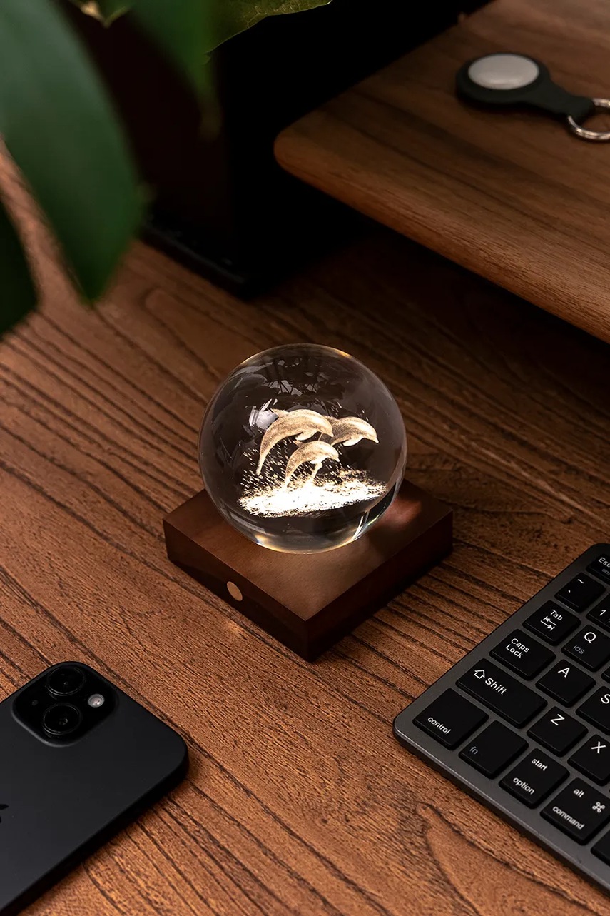 Ασύρματο επιτραπέζιο φωτιστικό led Gingko Design Amber Crystal Light 9,5 x 8 cm φωτογραφία