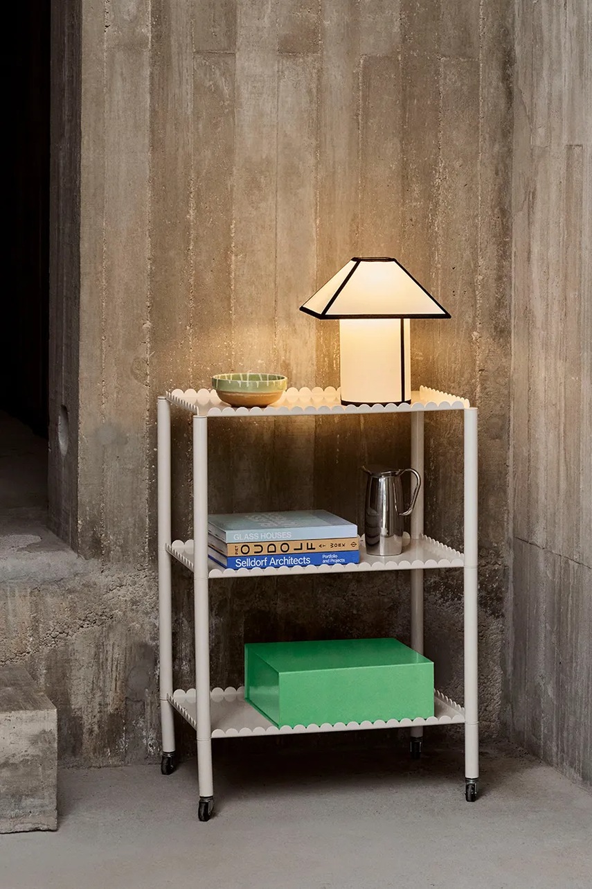 Stolní lampa HAY Ava 32 x 29 x 29 cm (obrázek 8)