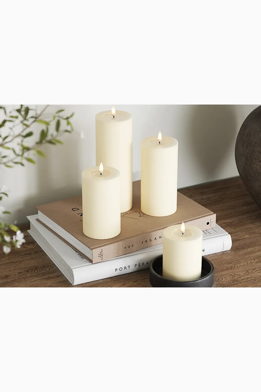 Свічка led Deluxe Homeart Cream Bloklys 7,5 x 10 cm