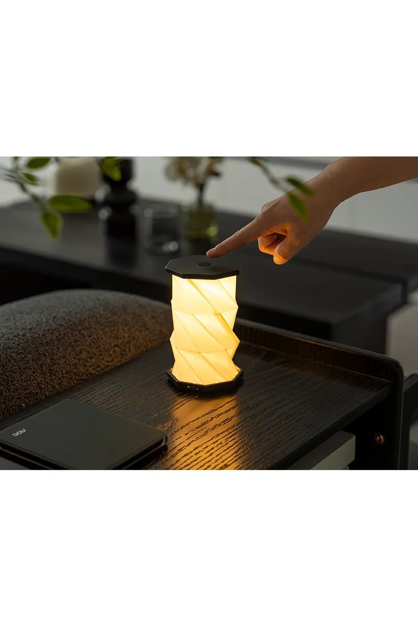 Ασύρματο φωτιστικό led Gingko Design Mini TwistHexagon Light 8,2 x 8,2 x 1,5 cm χρώμα: μαύρο φωτογραφία