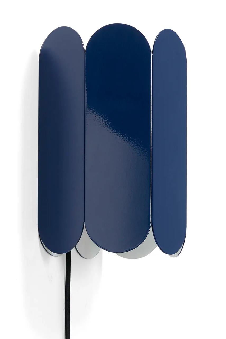 HAY lampă de perete Arcs 25 x 17 x 13 cm culoarea bleumarin