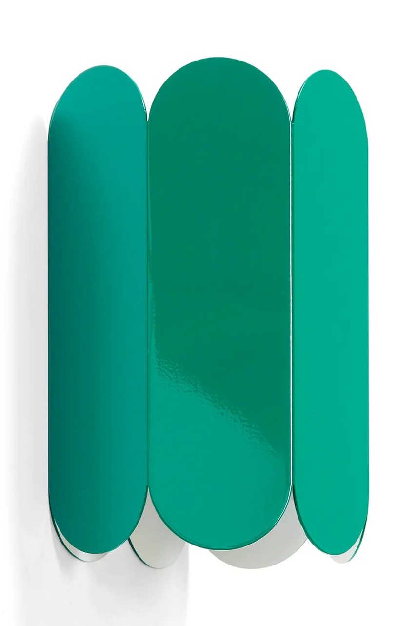 Levně Nástěnná lampa HAY Arcs 25 x 17 x 13 cm zelená barva