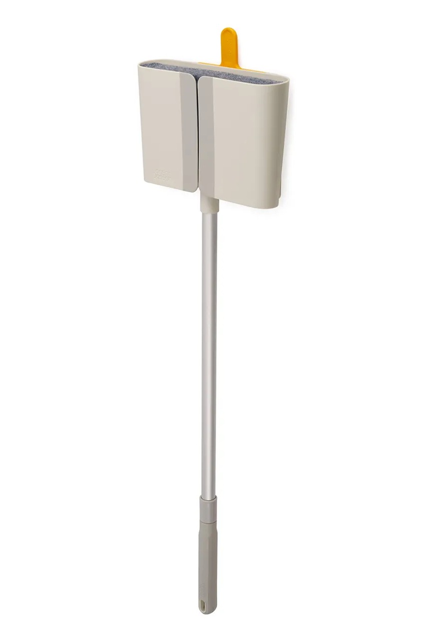 Joseph Joseph mătură reglabilă montată pe perete Cleantech 94 x 26 cm culoarea bej