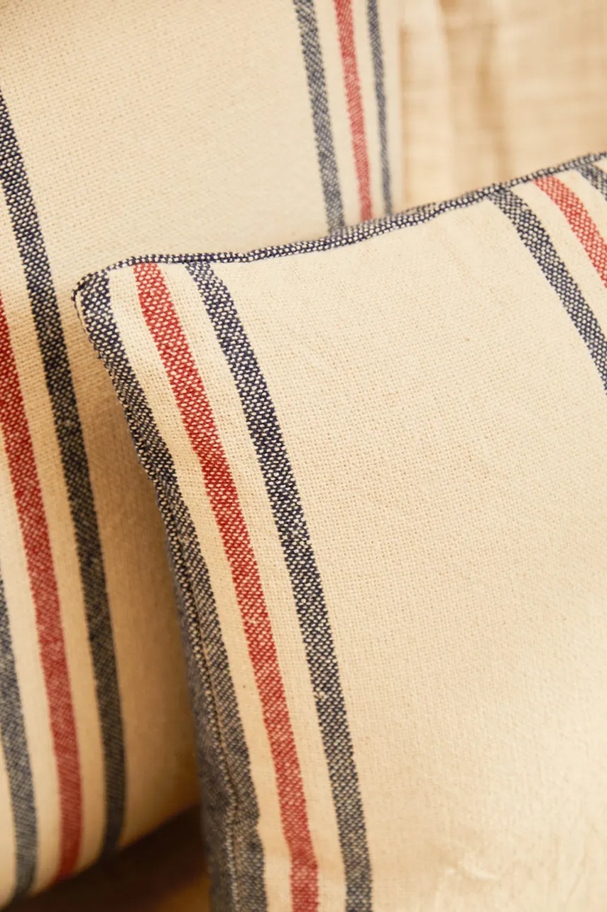 Διακοσμητική μαξιλαροθήκη Calma House Mont χρώμα: μπεζ φωτογραφία